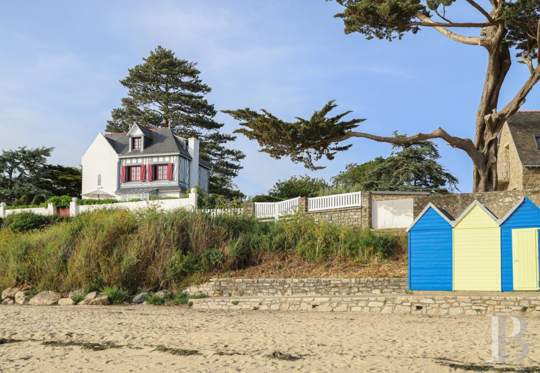 On the Île-aux-Moines, in the Gulf of Morbihan, a family house where you can almost step out onto the water - photo  n°6